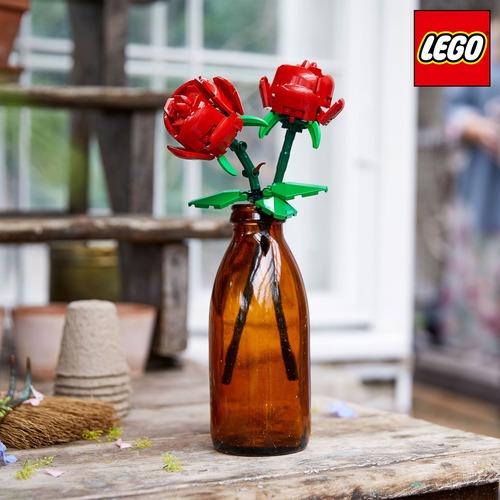 vaso con rose rosse lego